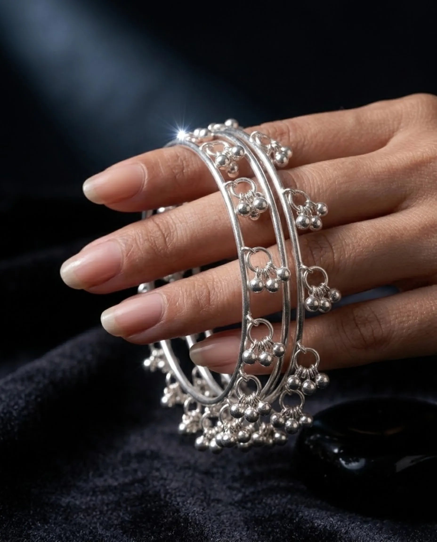 Viral Kashmiri Silver Ghungroo Bangle Set (4 Pcs)