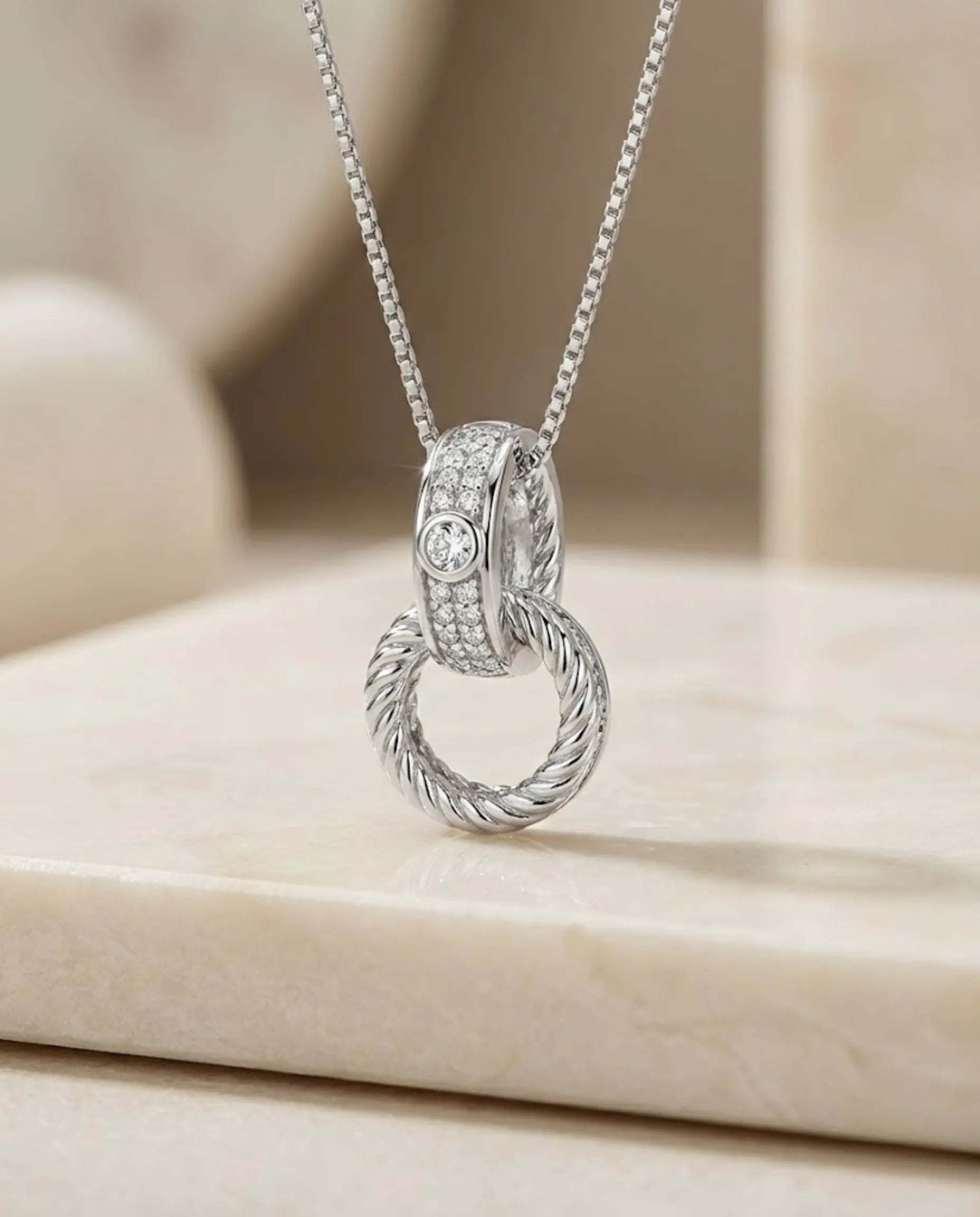 Orneza Silver Interlocking Infinity Circle Pendant Necklace