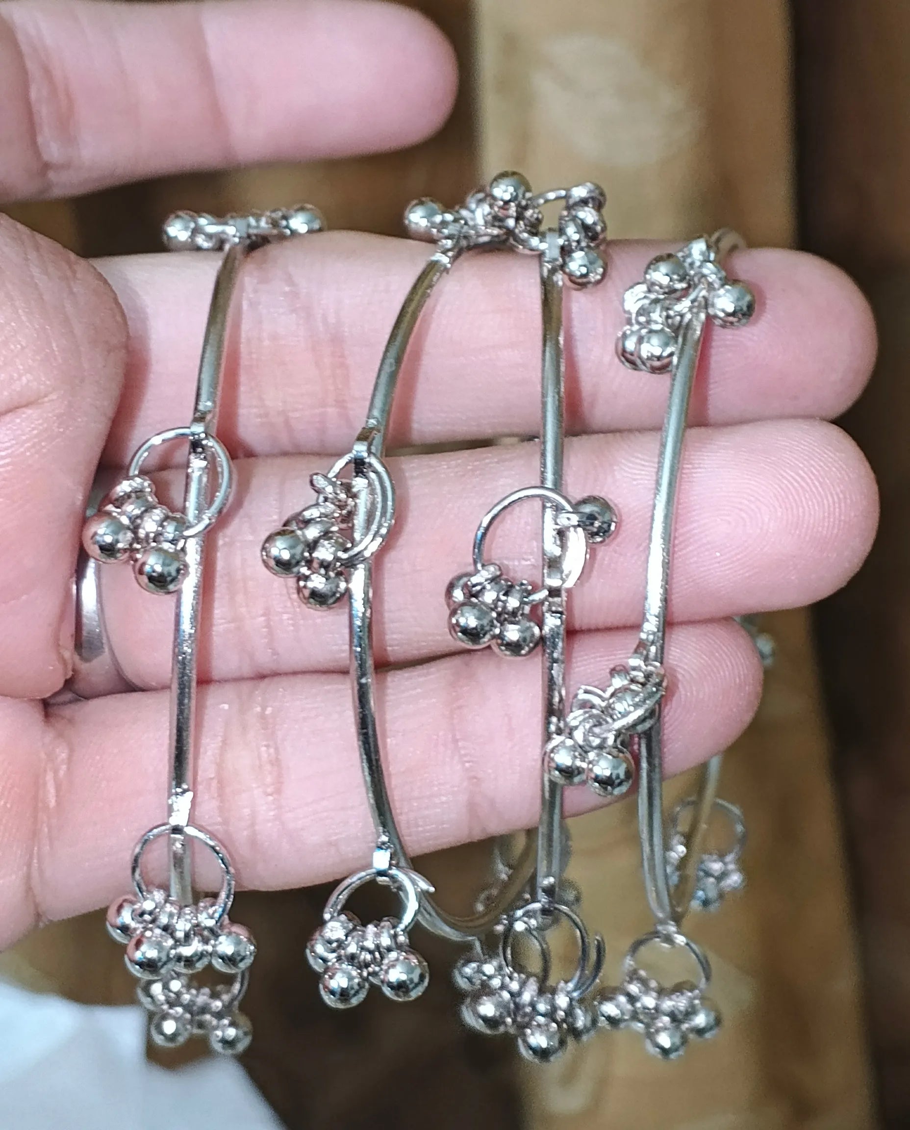 Viral Kashmiri Silver Ghungroo Bangle Set (4 Pcs)