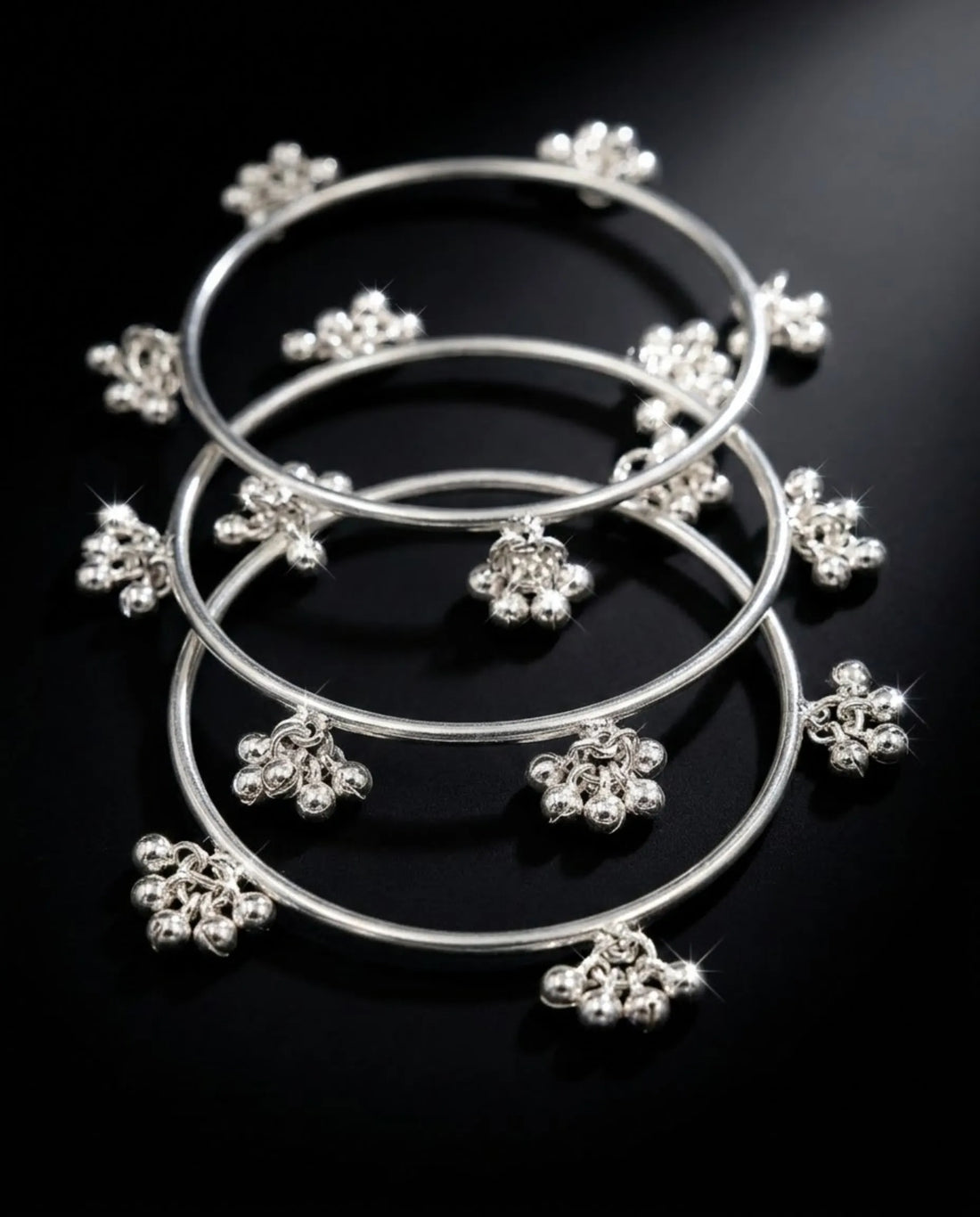 Viral Kashmiri Ghungroo Bangles White Silver Bangle Set (4 Pcs)