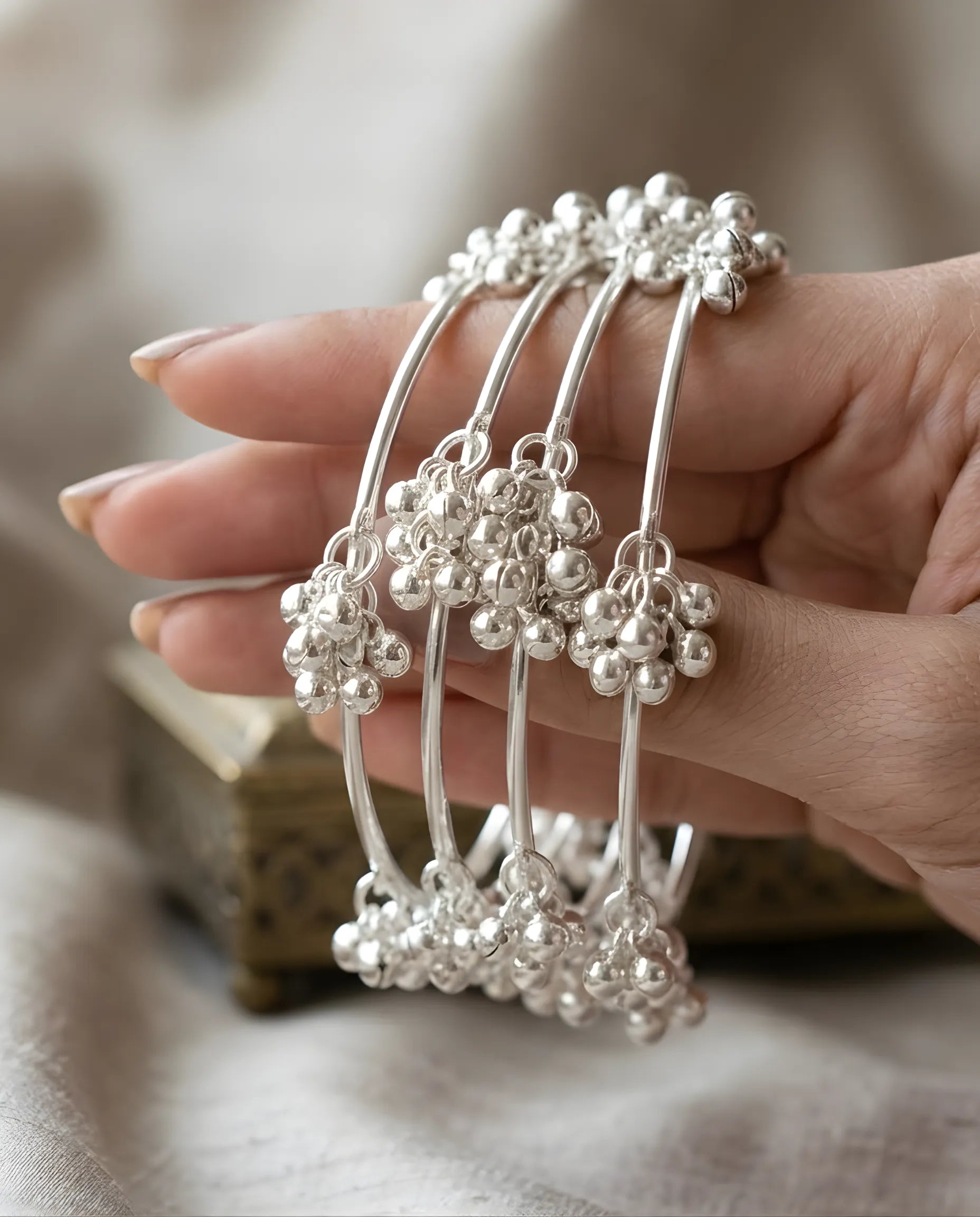 Viral Kashmiri Ghungroo Bangles White Silver Bangle Set (4 Pcs)