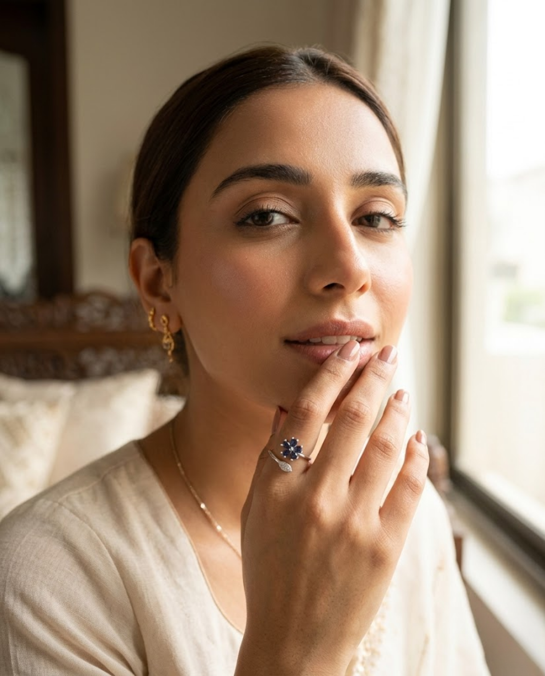 Orneza Sapphire Blue Floral Wrap Ring in Silver