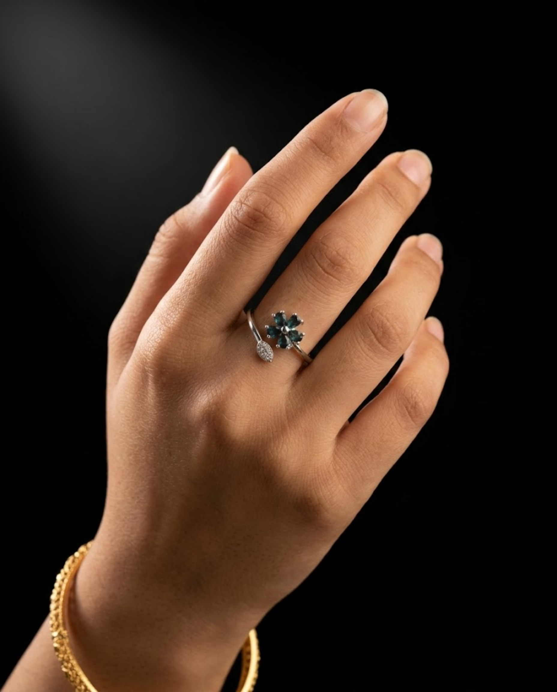 Orneza Sapphire Blue Floral Wrap Ring in Silver