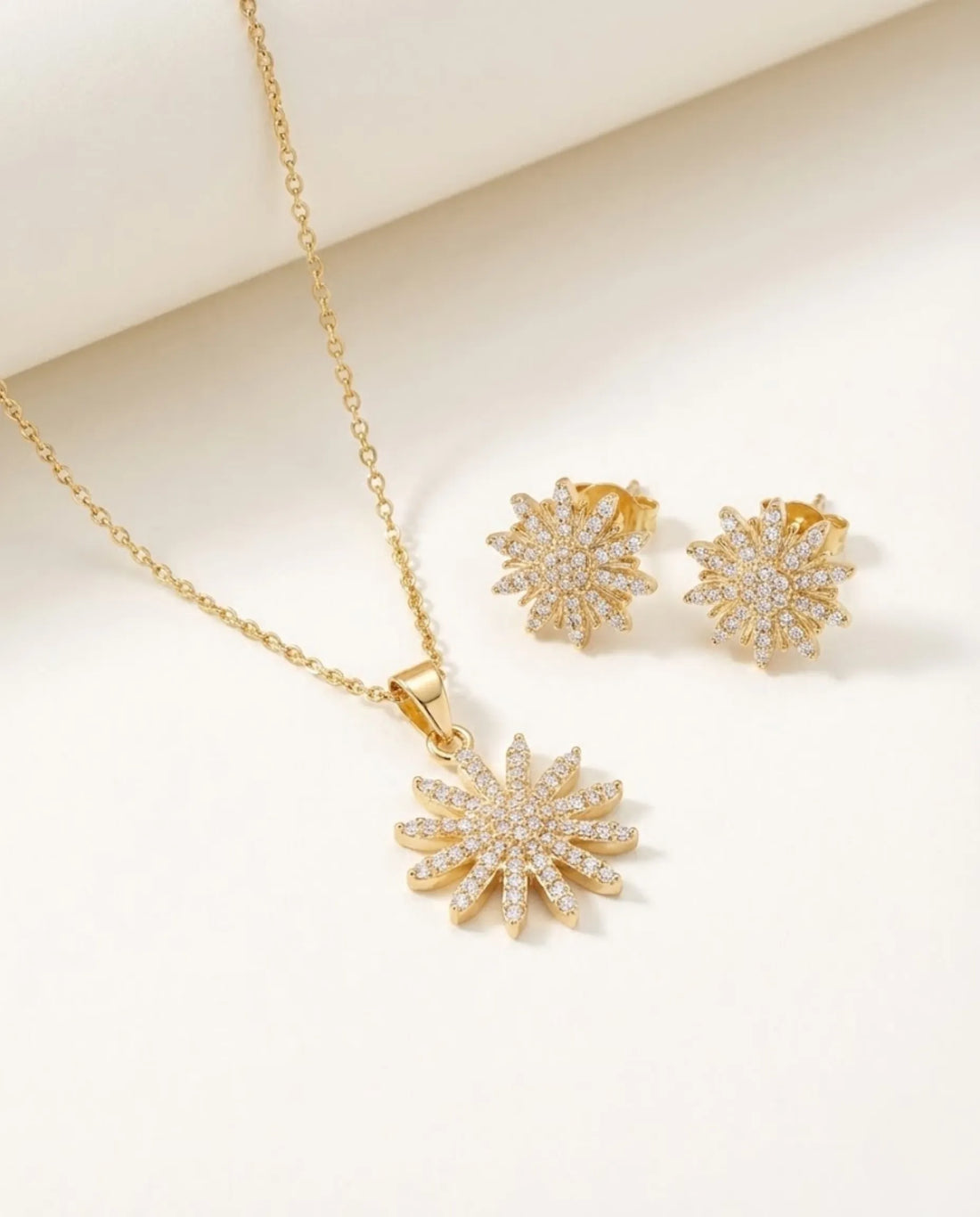 Orneza Emerald Royale Cushion Cut Silver Jewelry Set