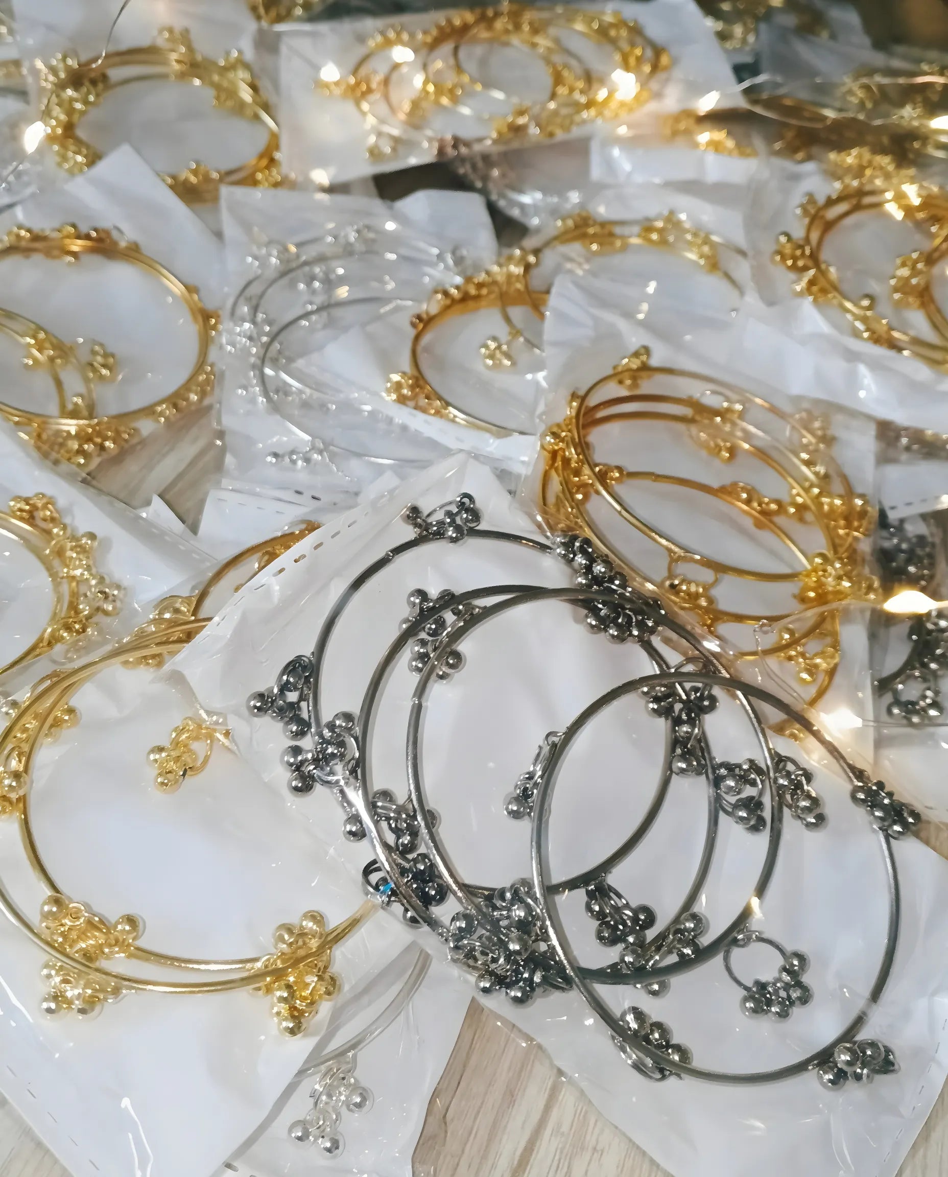 Viral Kashmiri Ghungroo Bangles White Silver Bangle Set (4 Pcs)